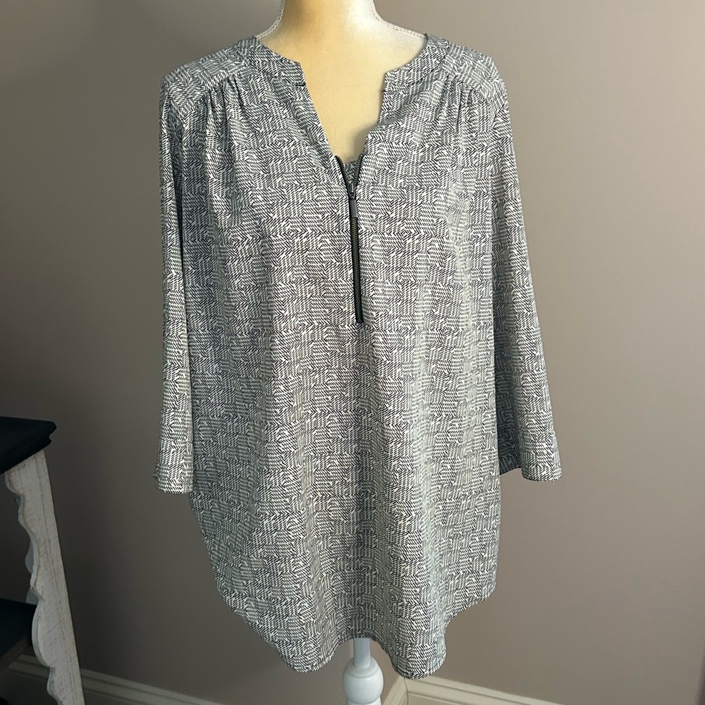 EUC CJ Banks Blouse (size 1X)